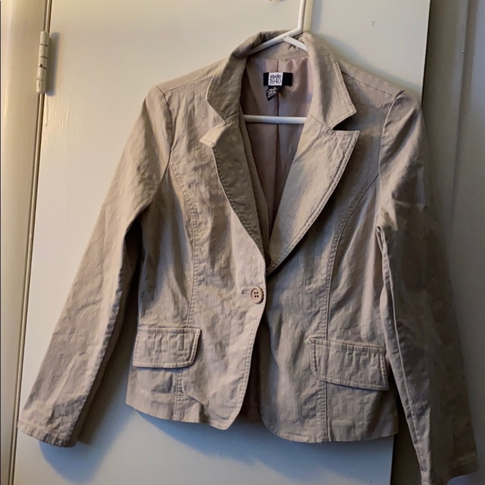 Woman’s blazer